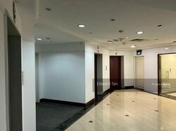 The Octagon (D1), Office #547970881